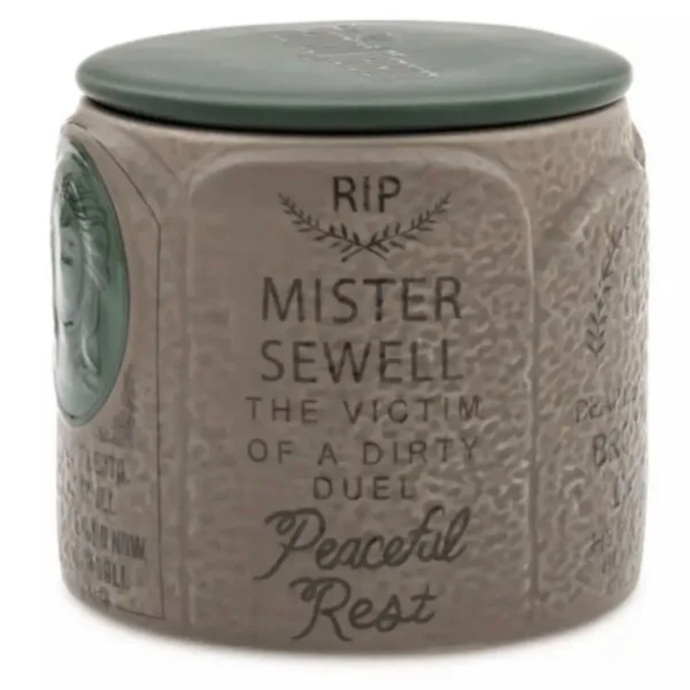 Disney The Haunted Mansion Madame Leota Scented Candle with Lid 10 oz NWT! - Picture 2 of 5
